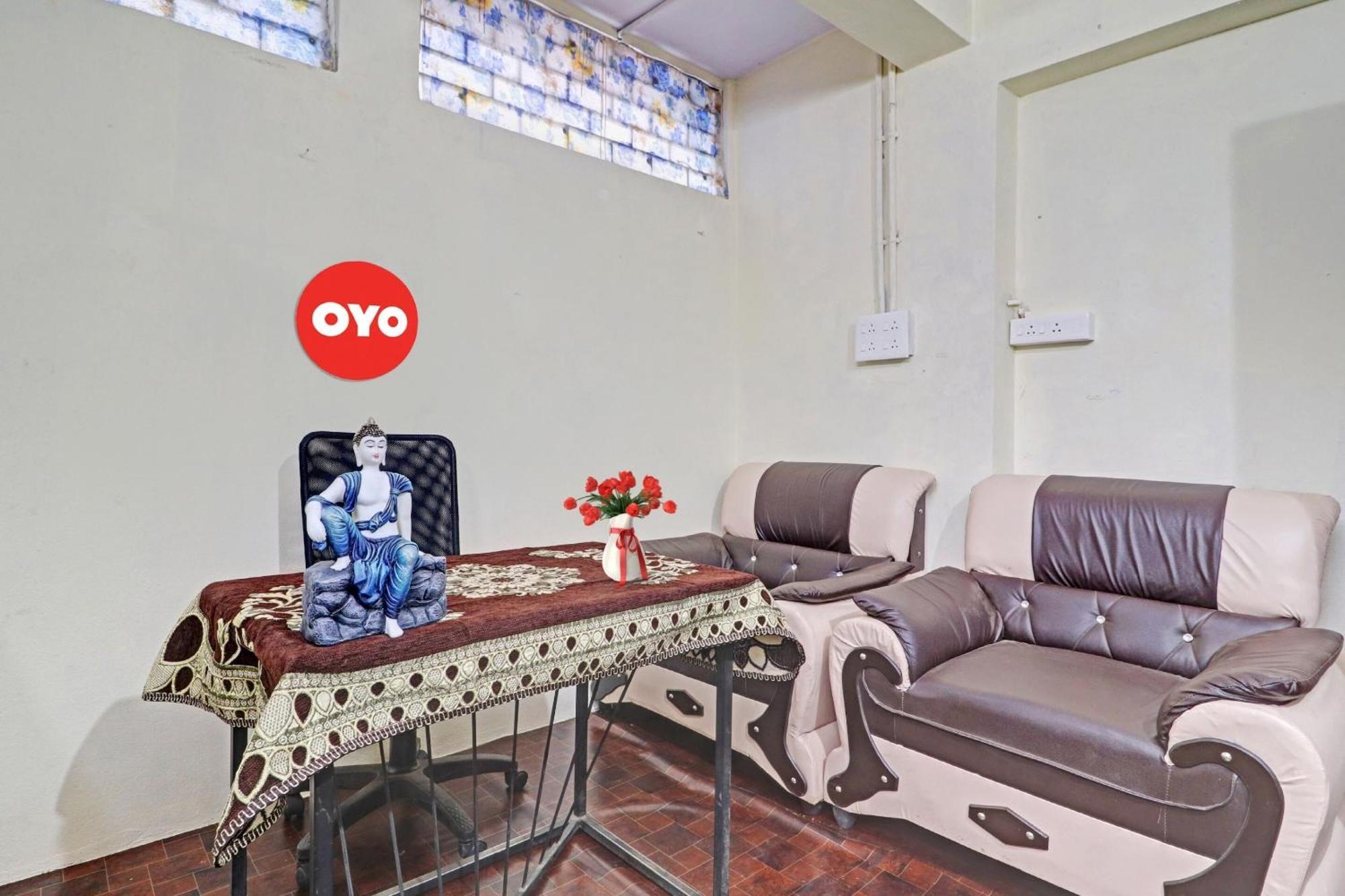 Hotel O Vasista Residency Haiderabad Buitenkant foto