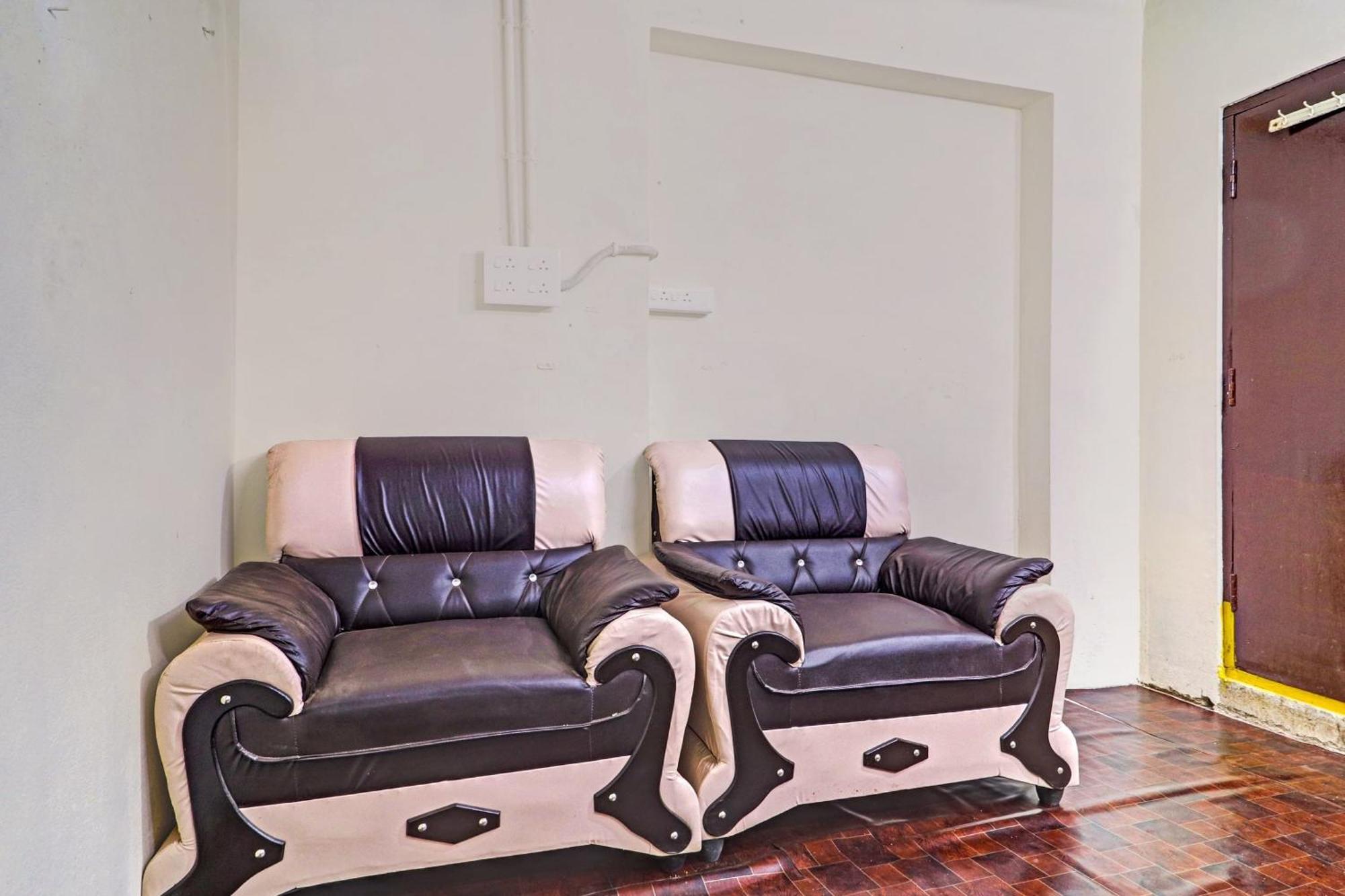 Hotel O Vasista Residency Haiderabad Buitenkant foto