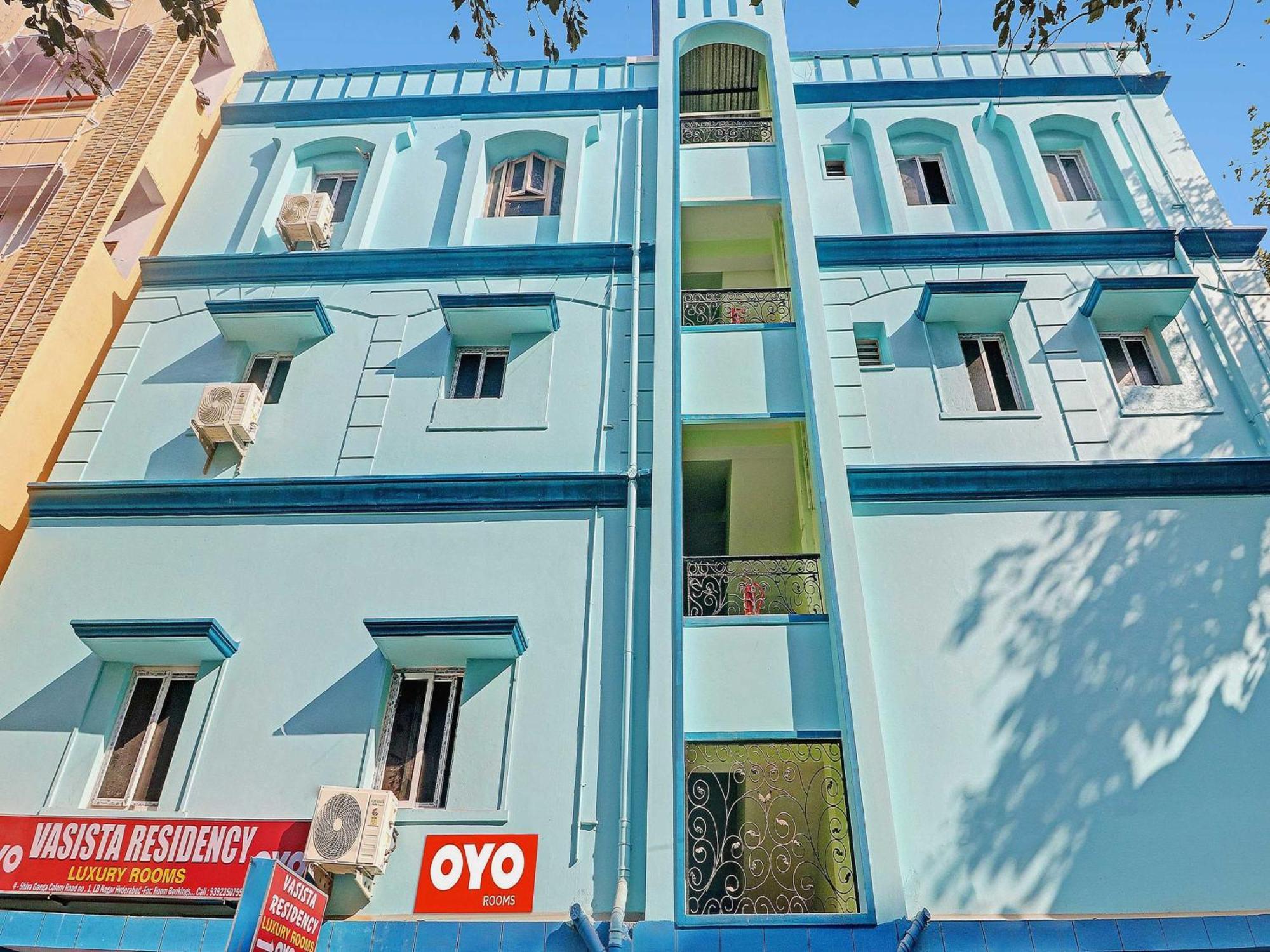 Hotel O Vasista Residency Haiderabad Buitenkant foto